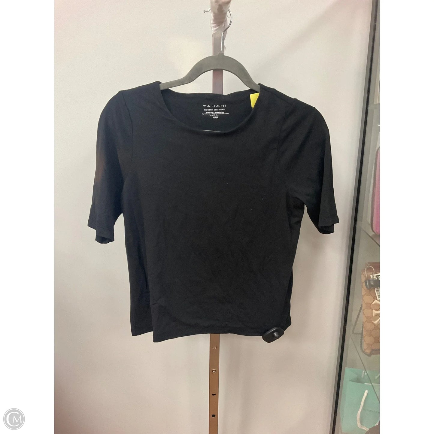 Top Short Sleeve Basic By Tahari In Black, Size: M