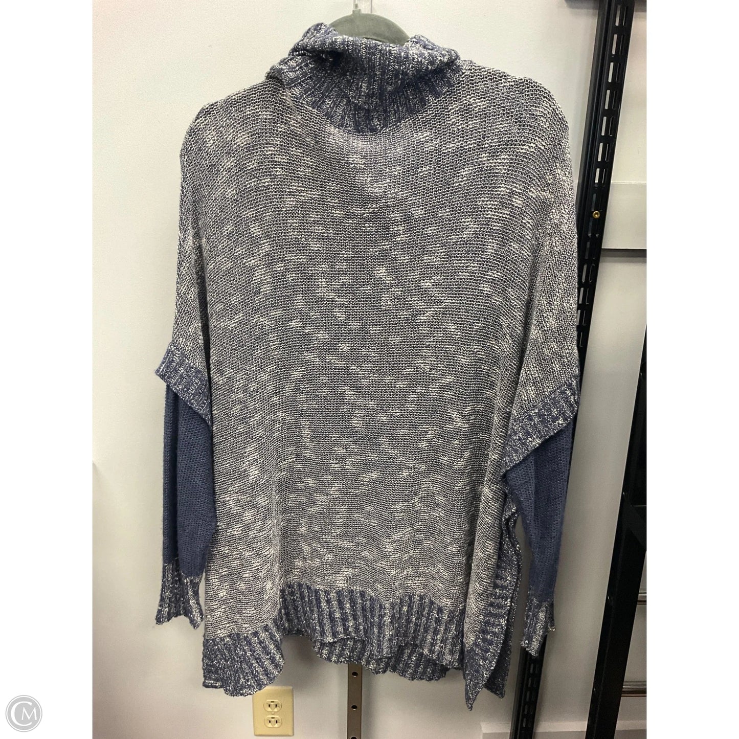Sweater By Avenue In Blue & Cream, Size: L