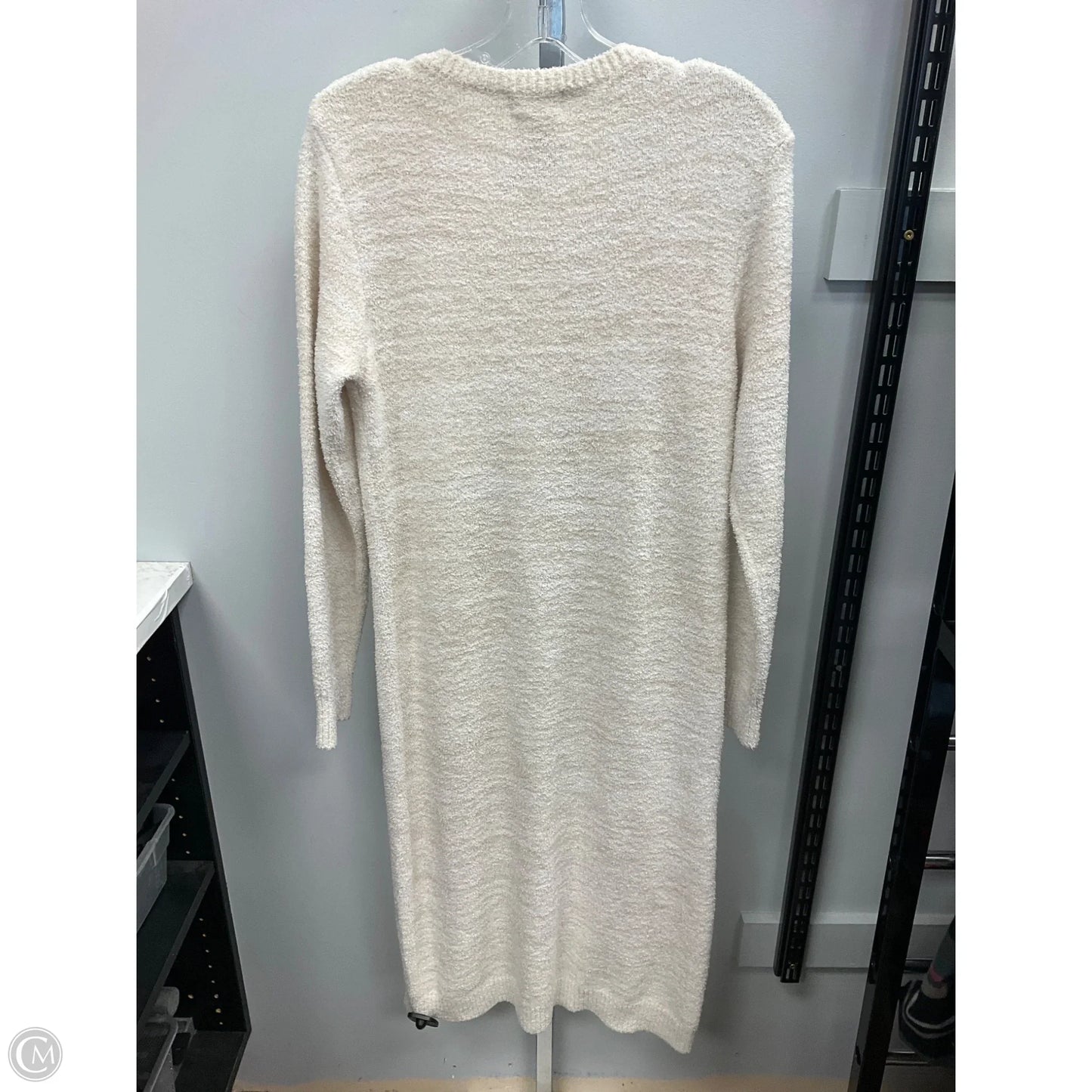 Dress Sweater By Clothes Mentor In Cream, Size: Xs