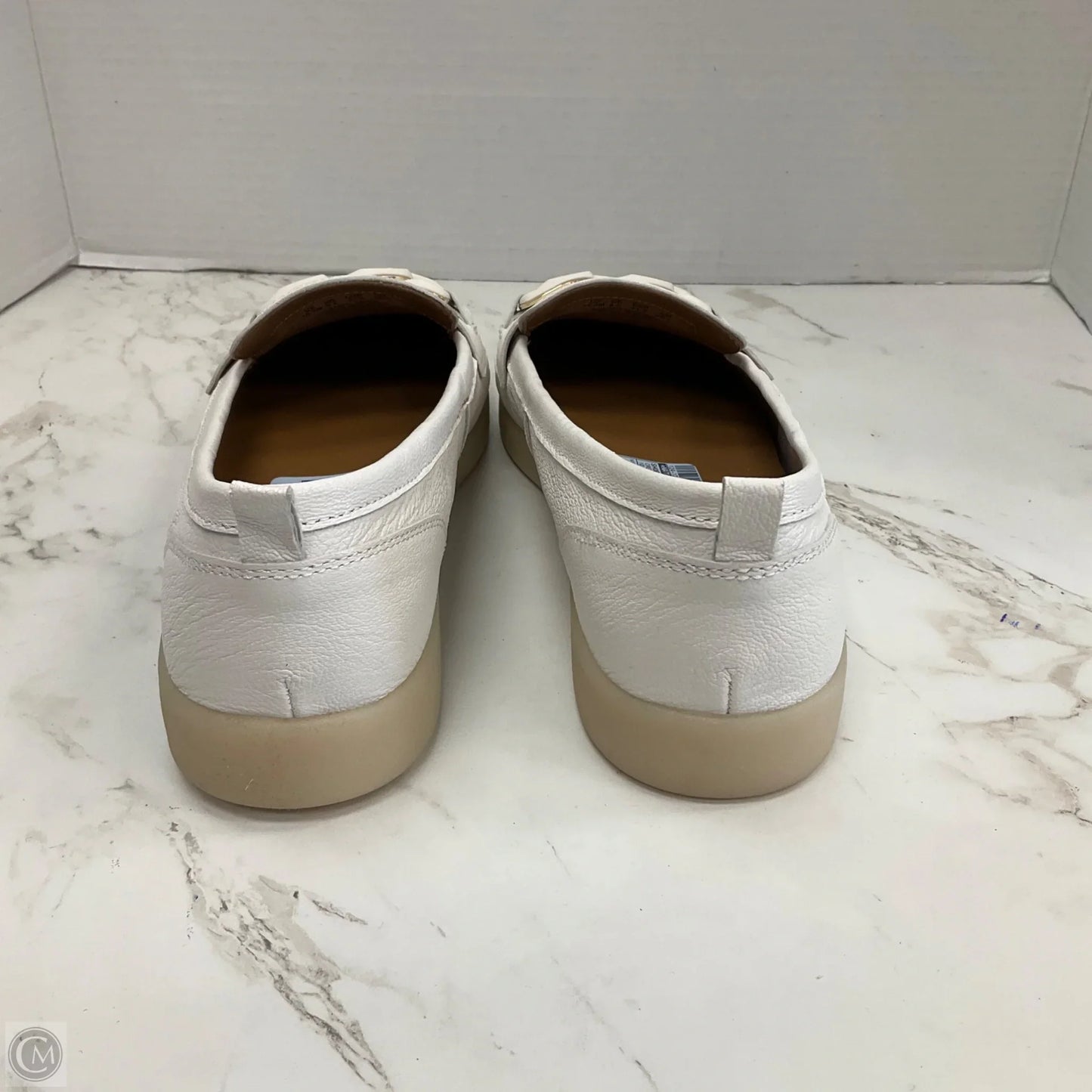 Shoes Flats By Naturalizer In Cream, Size: 10.5