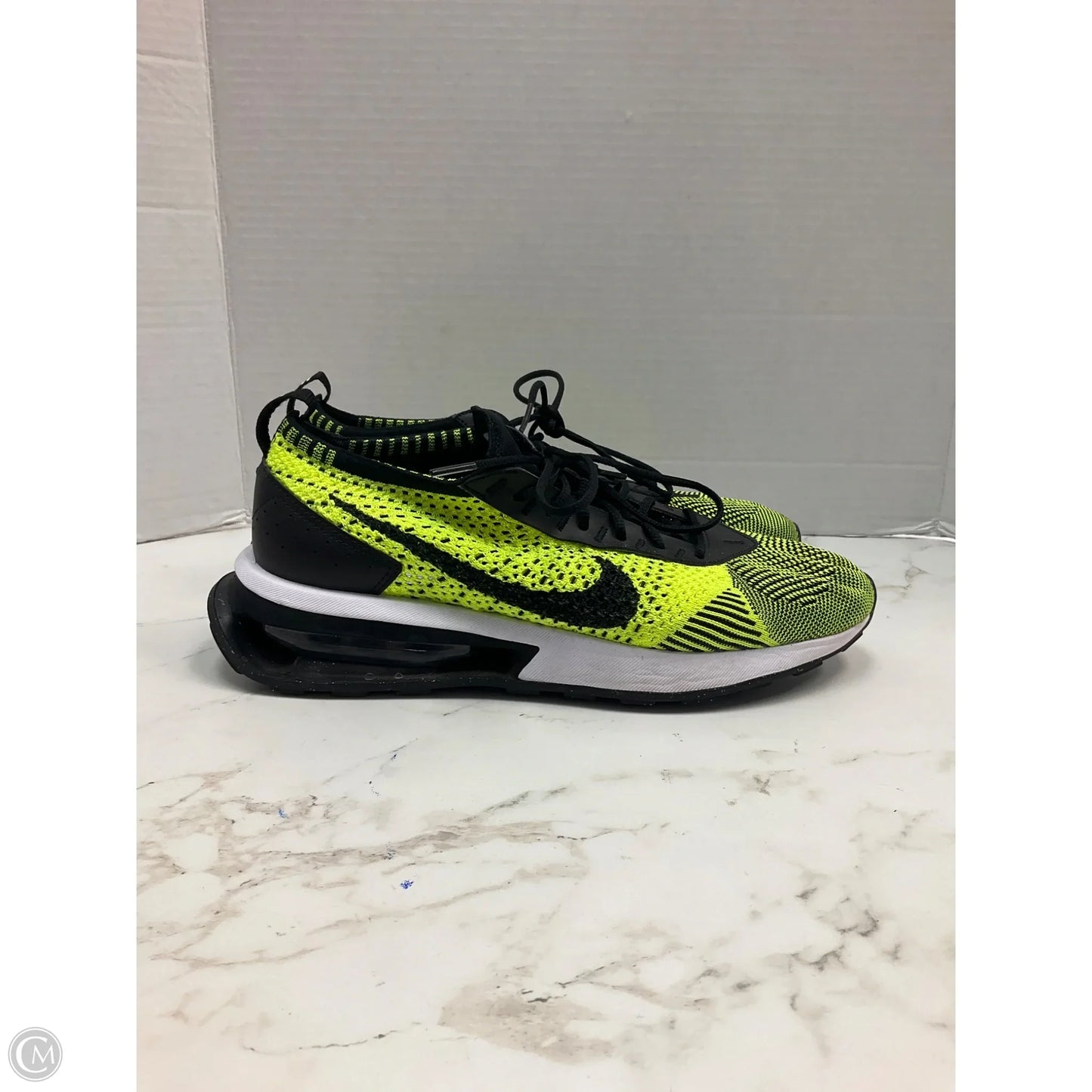 Shoes Athletic By Nike In Black & Yellow, Size: 10