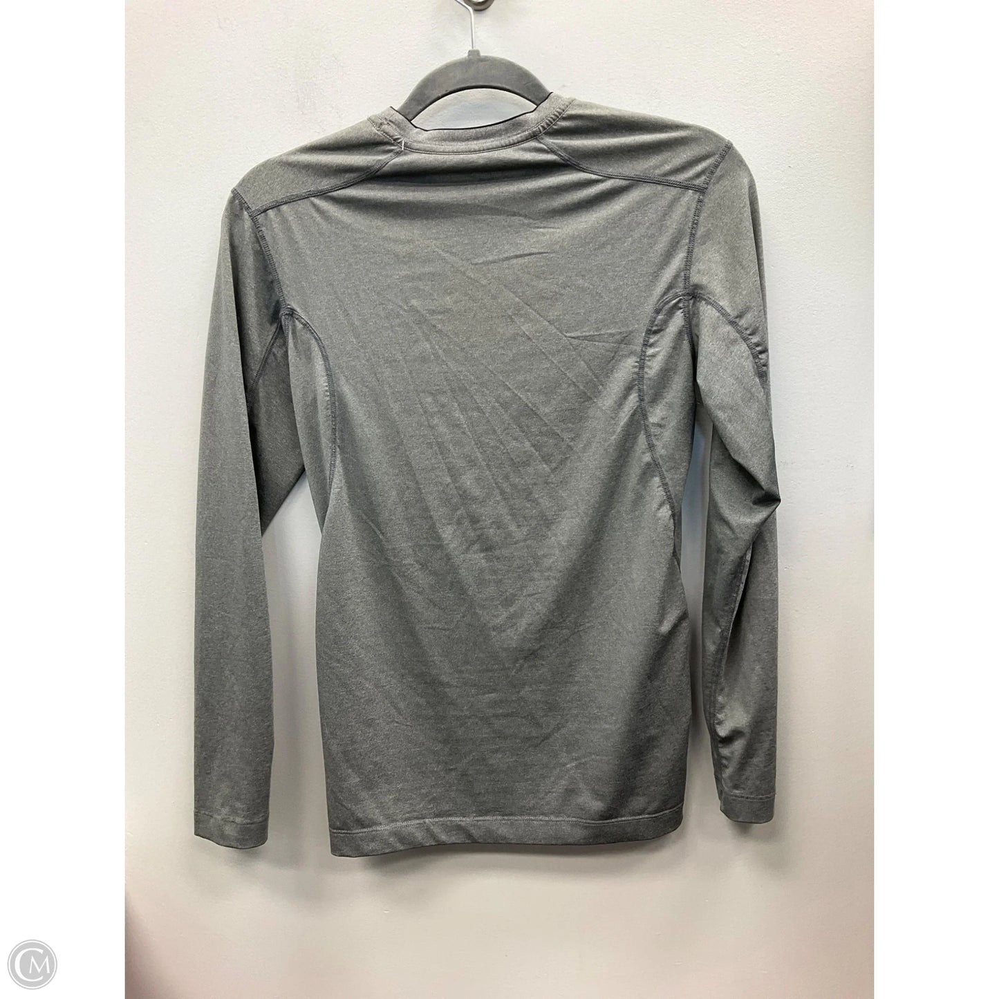Athletic Top Long Sleeve Crewneck By Nike Apparel In Grey, Size: S