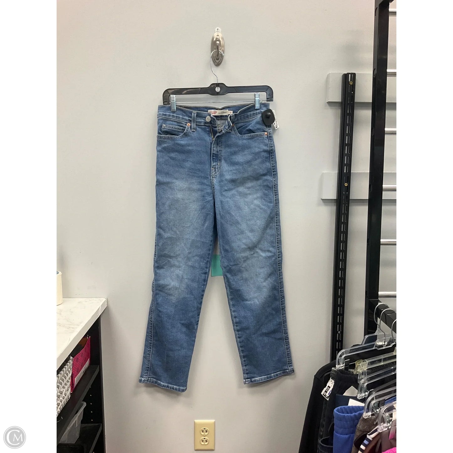 Jeans Straight By Levis In Blue Denim, Size: 4