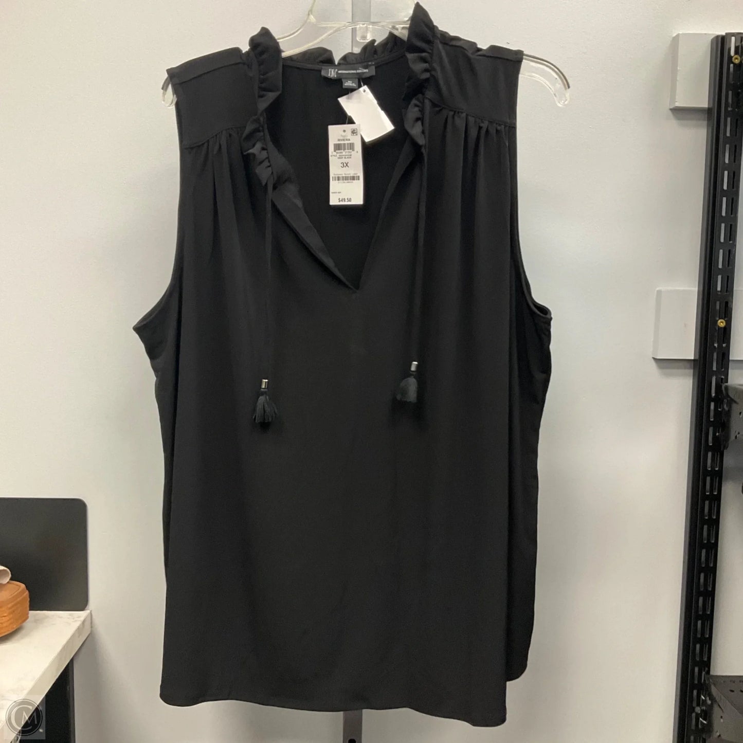 Top Sleeveless By Inc In Black, Size: 3x