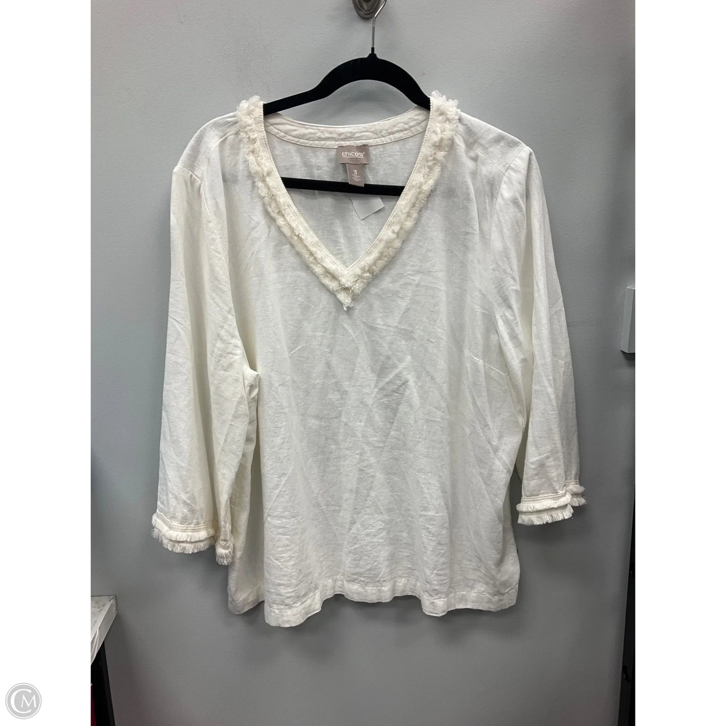 Top Long Sleeve By Chicos In Cream, Size: Xl