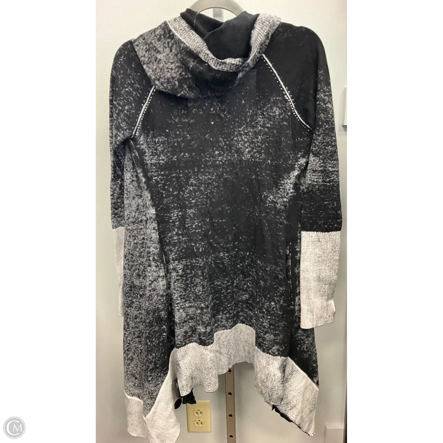 Sweater Cardigan By Cmb In Black & Grey, Size: Xs