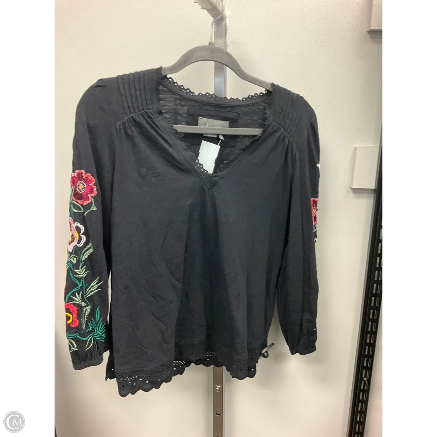 Top Long Sleeve By Anthropologie In Black, Size: Xs