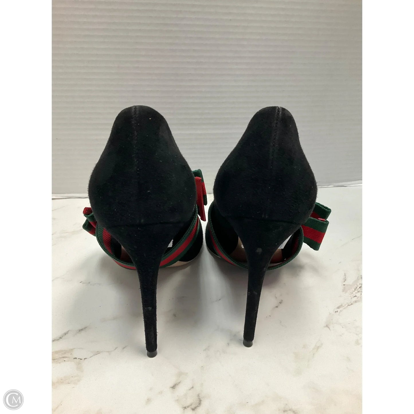 Shoes Luxury Designer By Gucci In Black, Size: 8.5