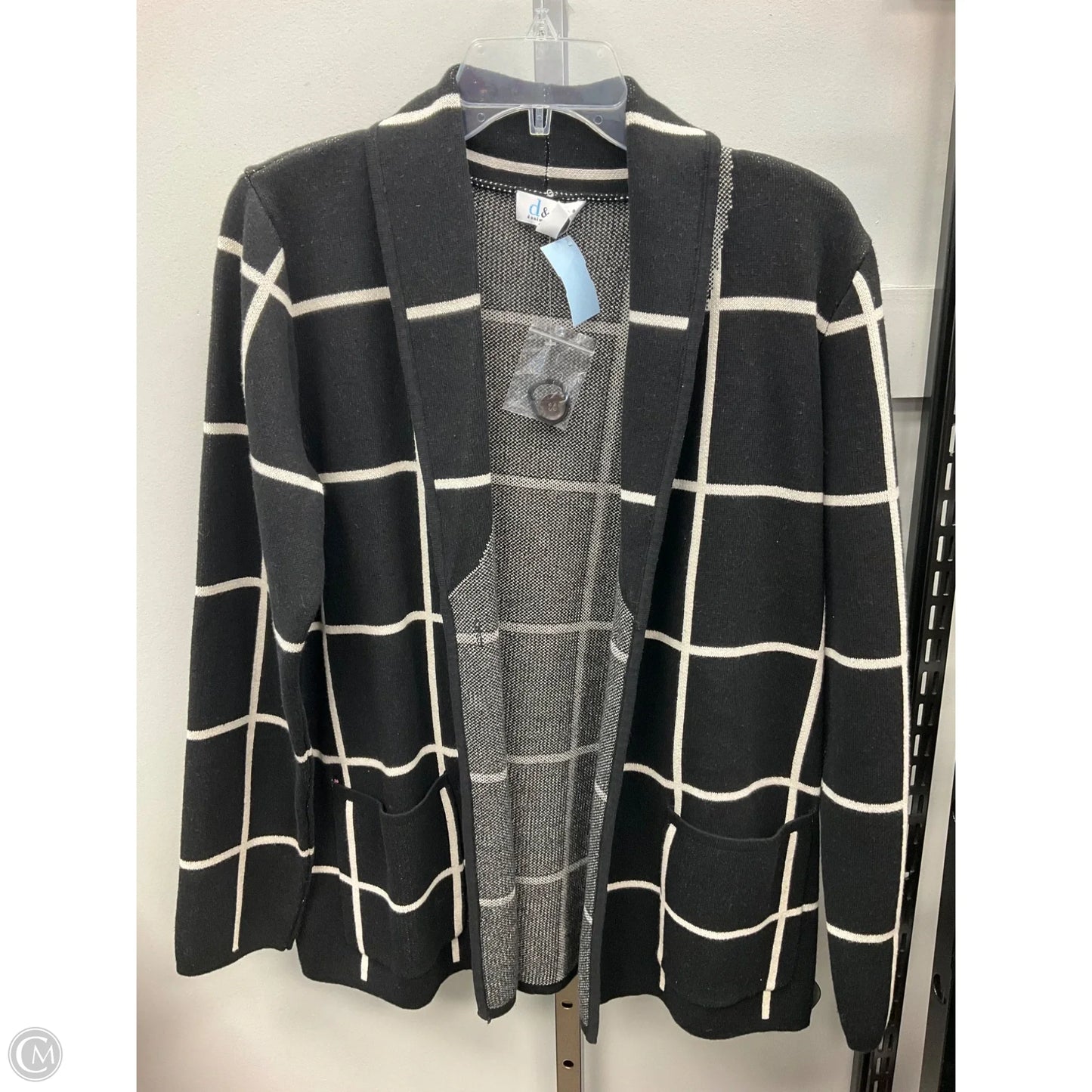 Sweater By D&co. In Black & White, Size: M