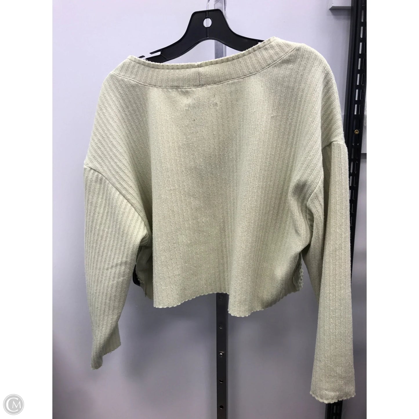 Top Long Sleeve By Urban Outfitters In Green, Size: Xs