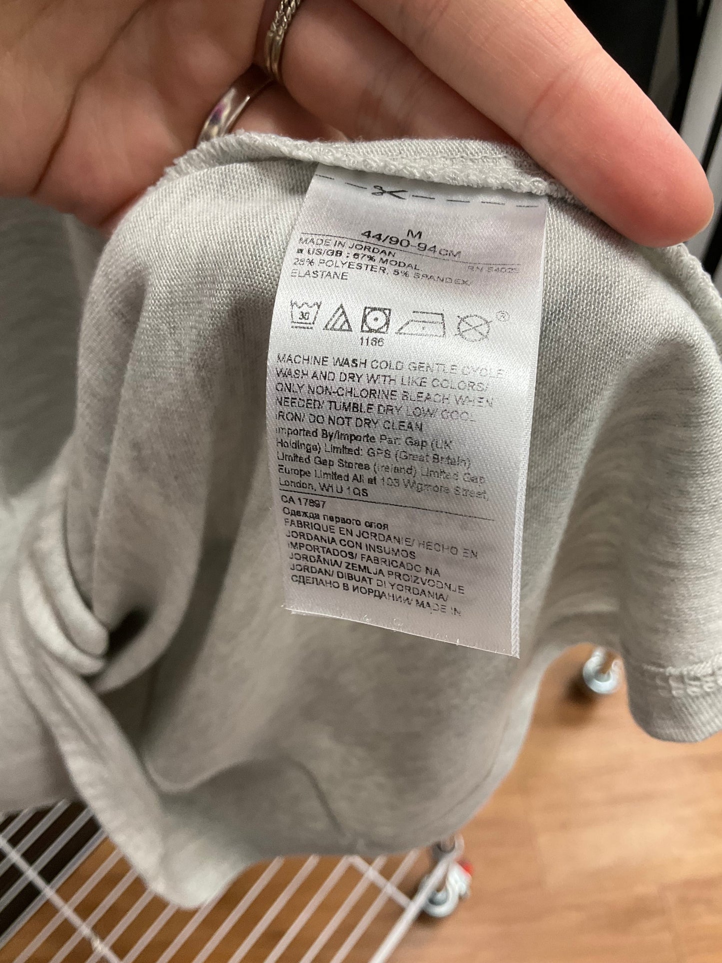 Top Long Sleeve By Banana Republic Size: M