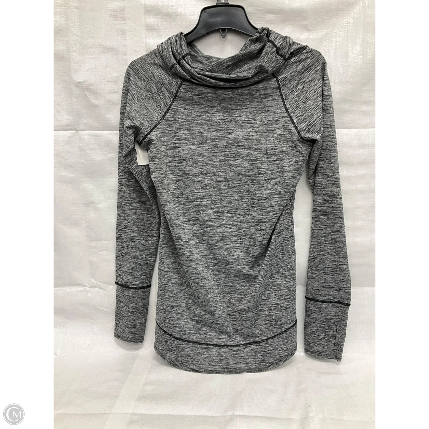 Athletic Top Long Sleeve Collar By Reebok In Grey, Size: M