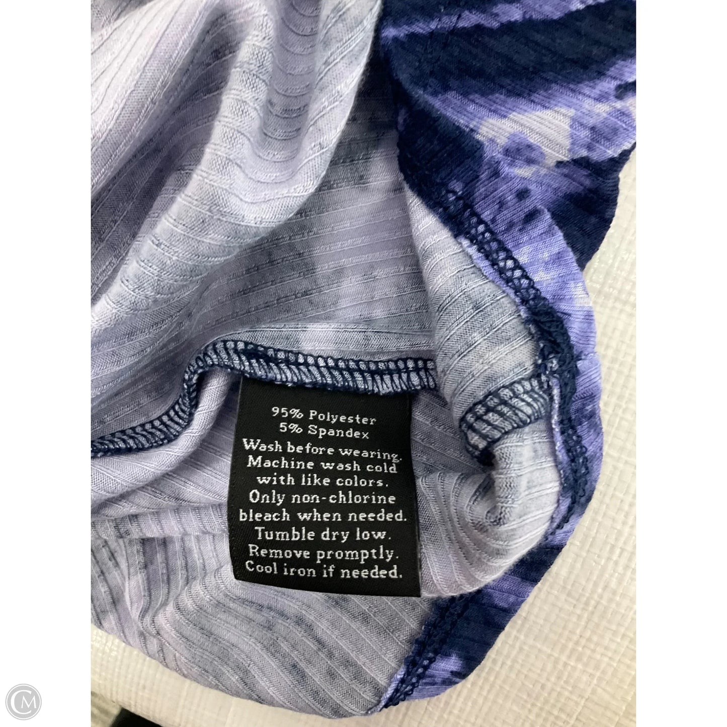 Top Short Sleeve By Rock And Republic In Tie Dye Print, Size: S