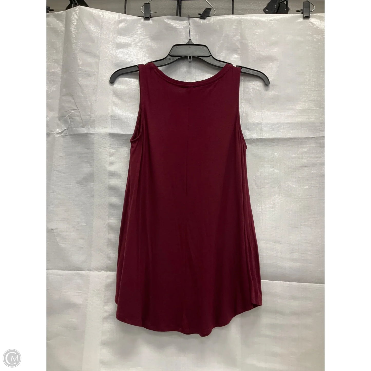 Top Sleeveless Basic By Old Navy In Maroon, Size: Xs