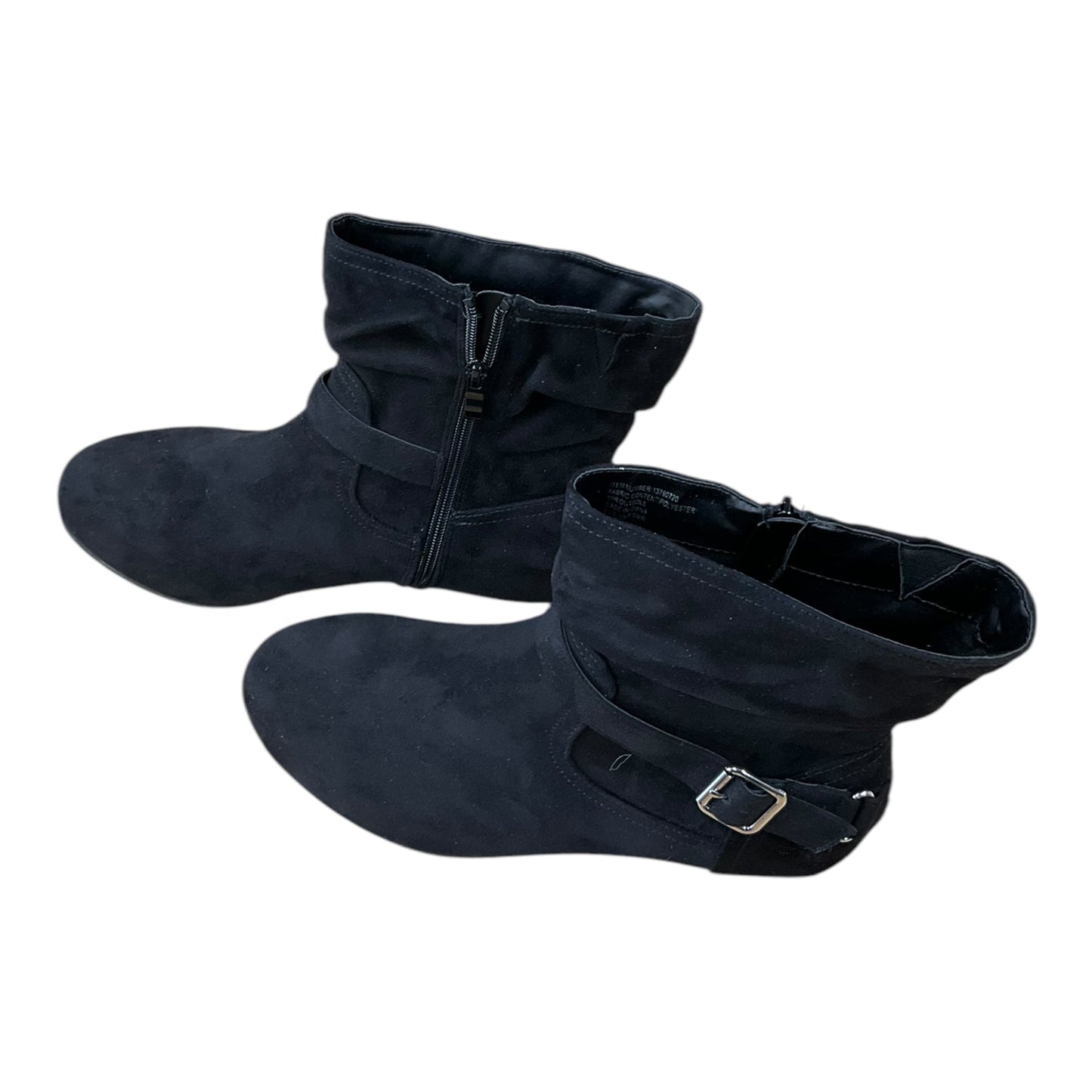 Boots Ankle Flats By Torrid Size: 8.5