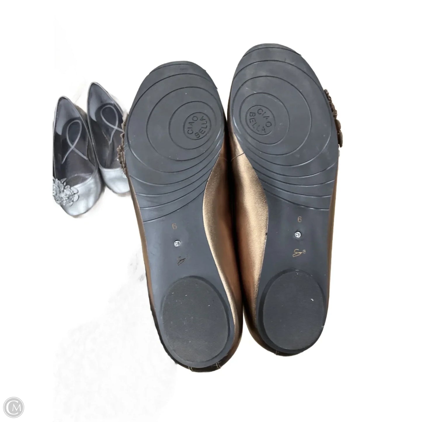 Shoes Flats By Clothes Mentor In Bronze, Size: 6