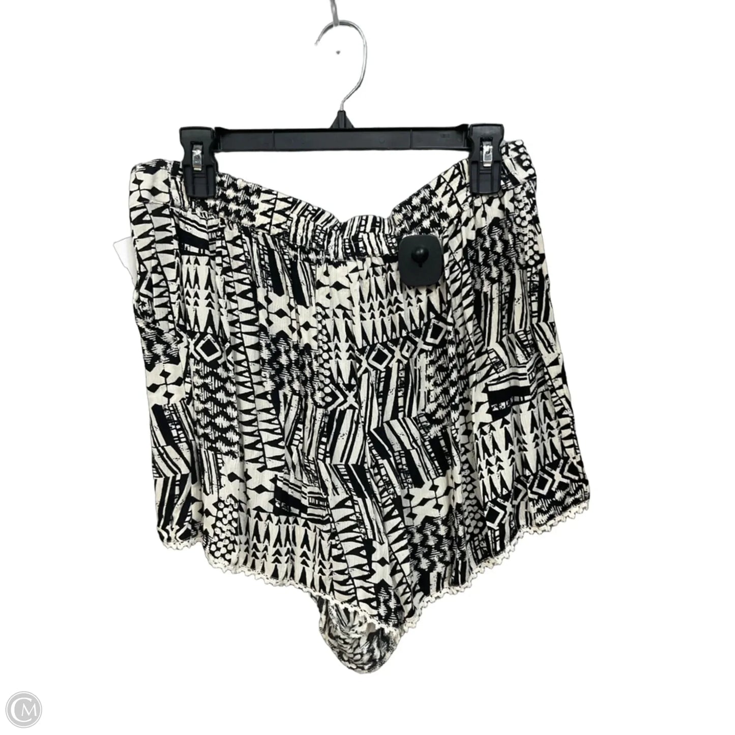 Shorts By Clothes Mentor In Black & Tan, Size: 12