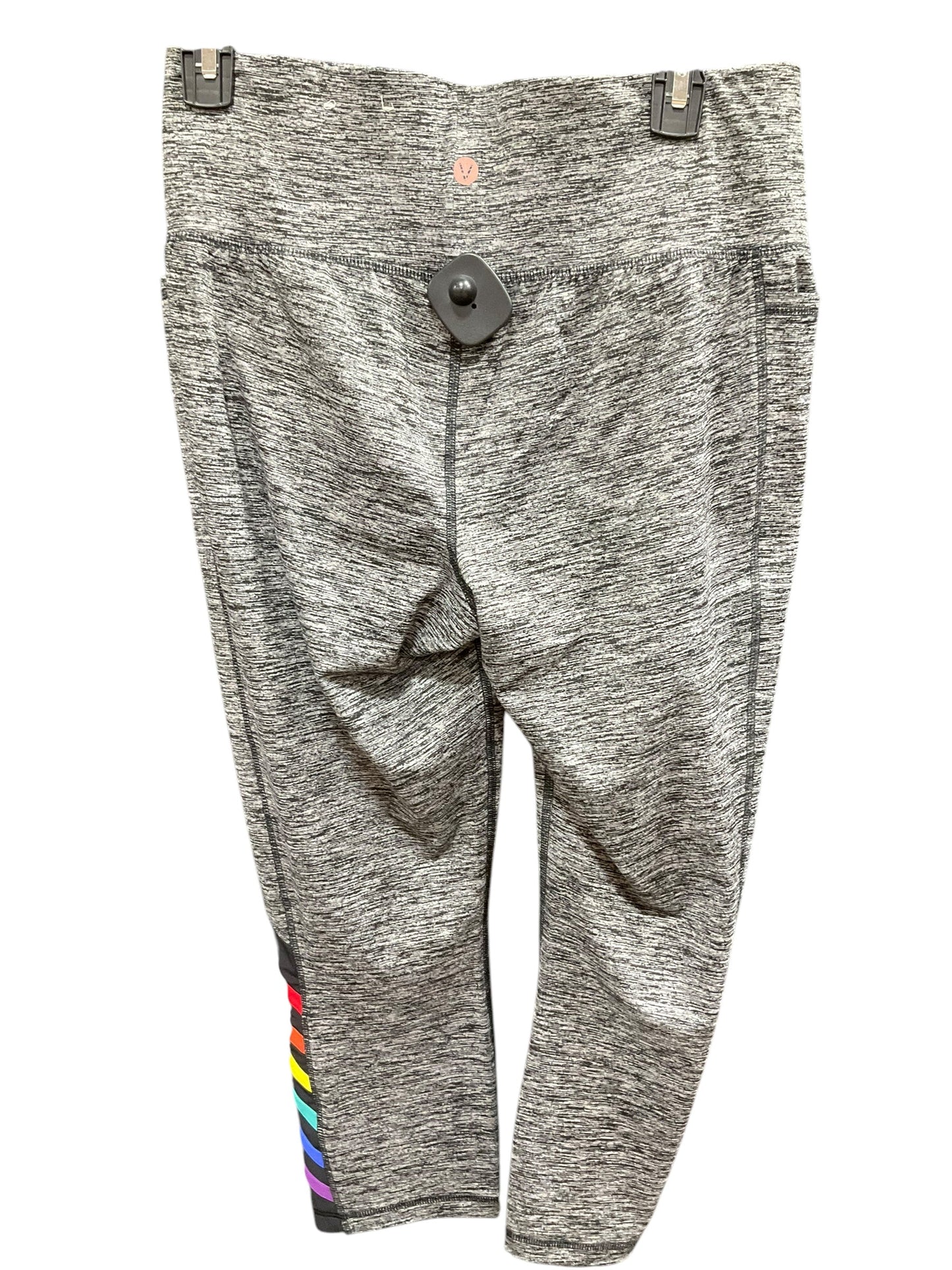 Athletic Capris By Livi Active In Grey, Size: 10