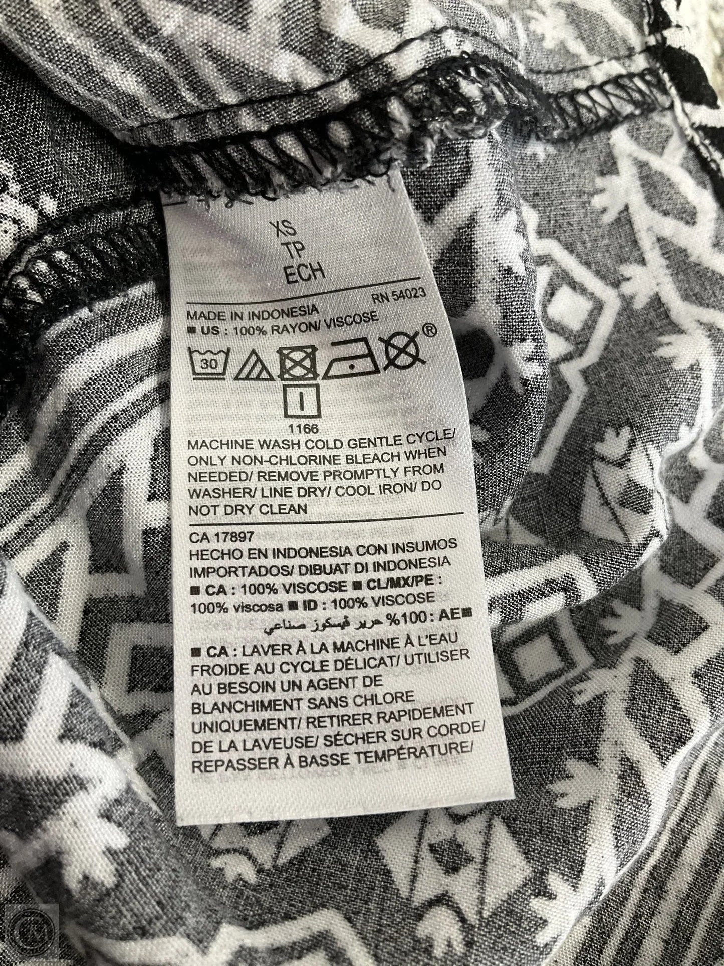 Top Sleeveless Basic By Old Navy Size: Xs