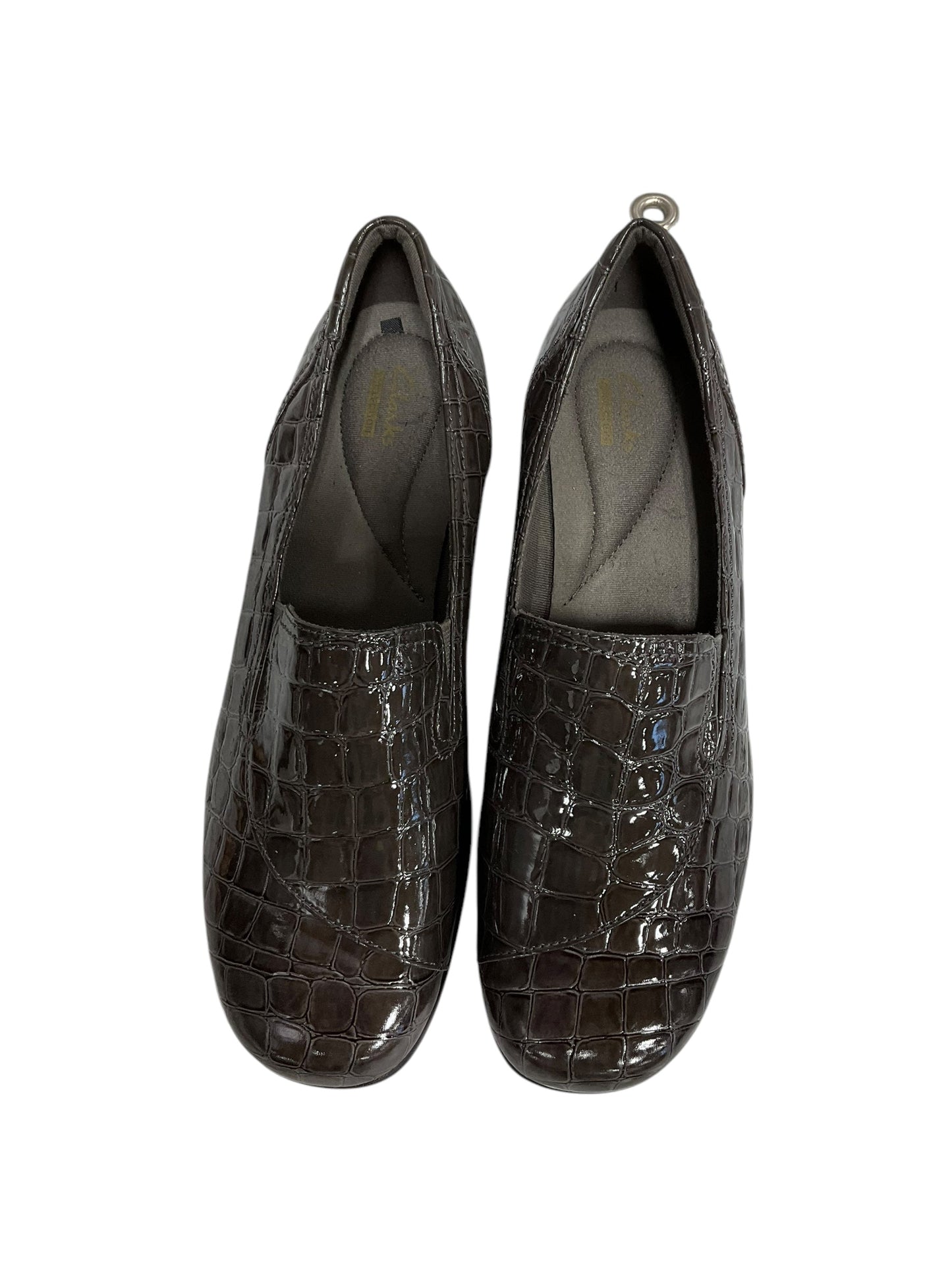 Shoes Flats By Clarks In Brown, Size: 9.5