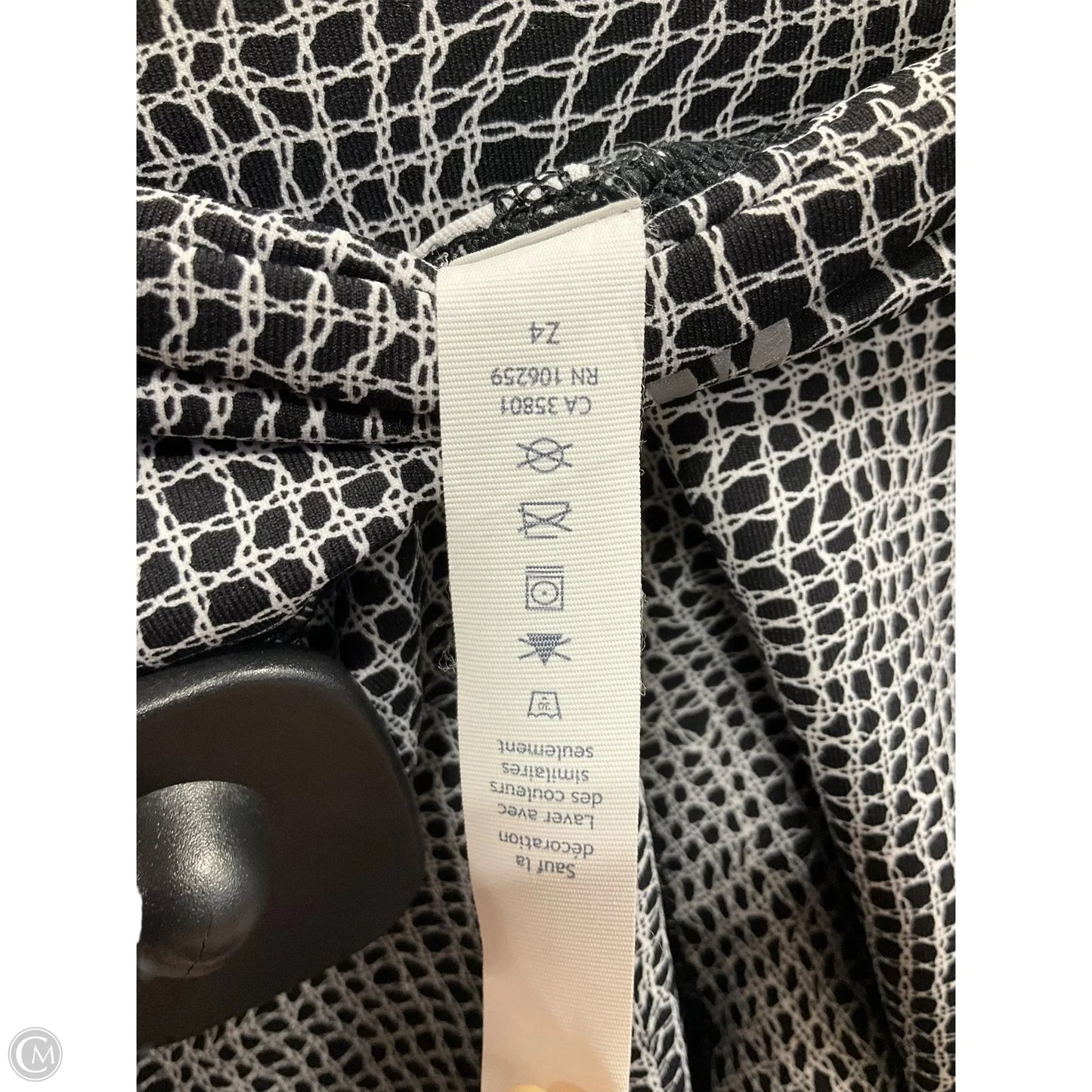 Athletic Leggings By Lululemon In Black & Cream, Size: 4