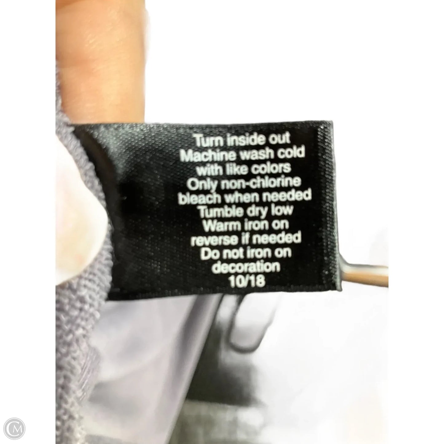 Top Long Sleeve By Lane Bryant In Grey, Size: 4x