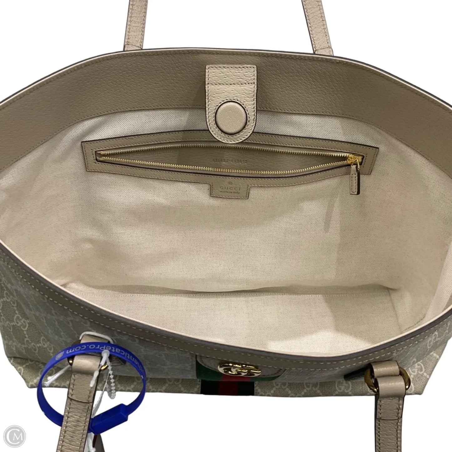 Tote Luxury Designer By Gucci, Size: Medium