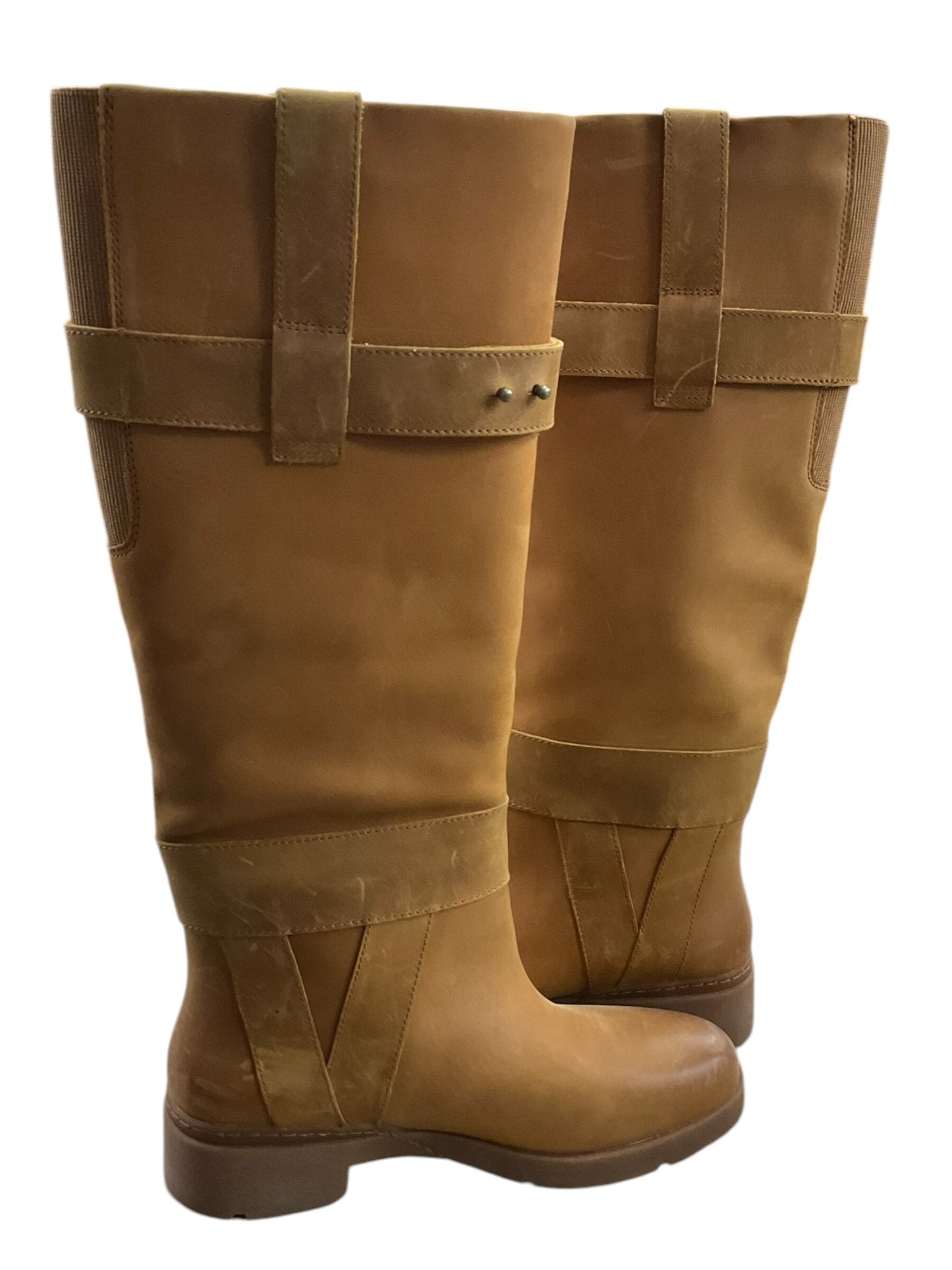 Boots Knee Flats By Timberland Size: 8.5