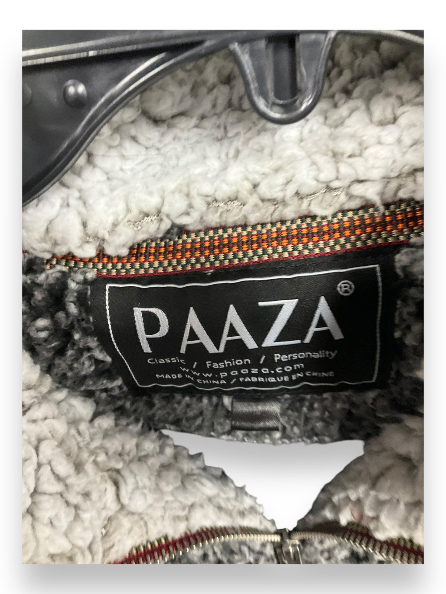 Jacket Fleece By Clothes Mentor In Grey, Size: M