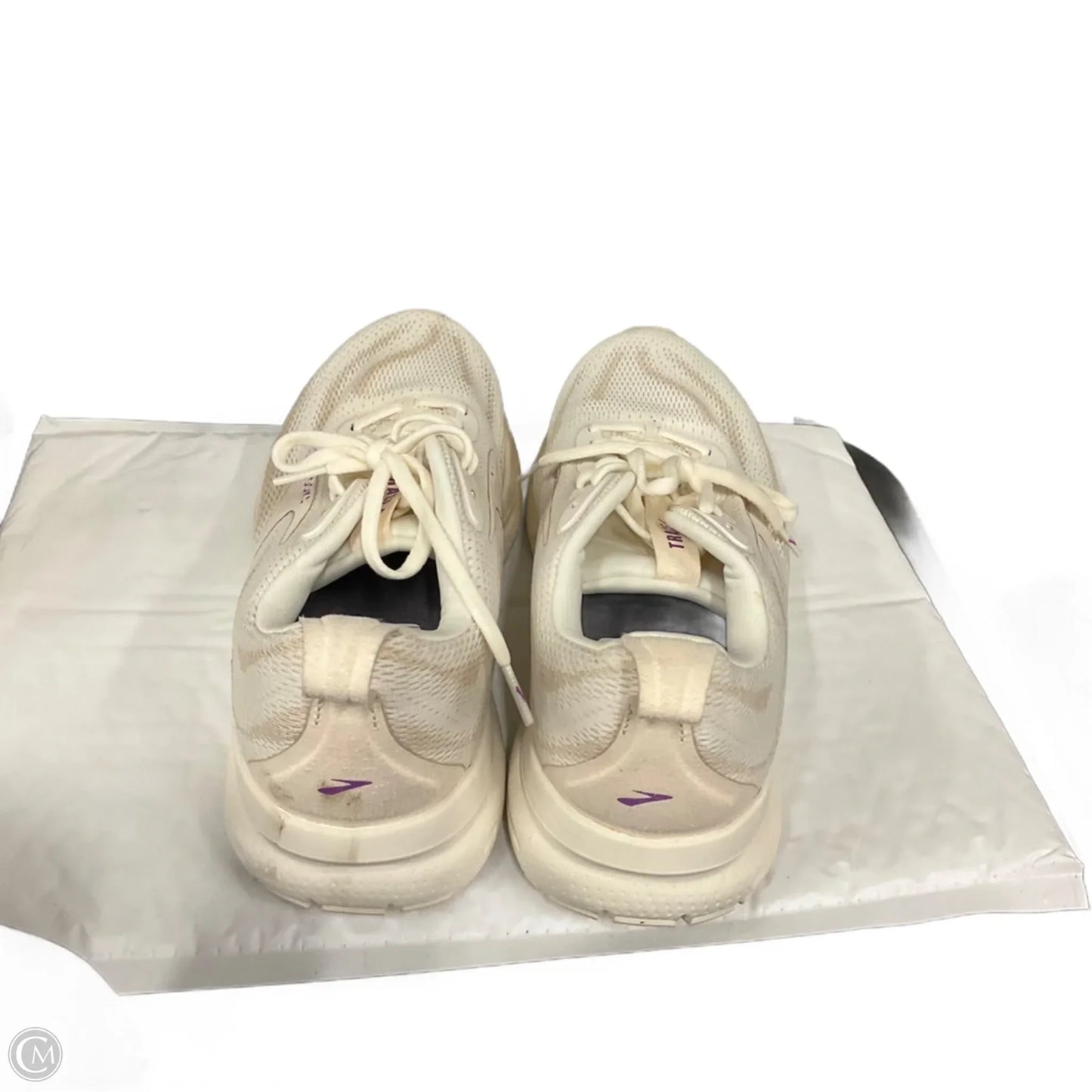 Shoes Athletic By Brooks In Tan & White, Size: 10