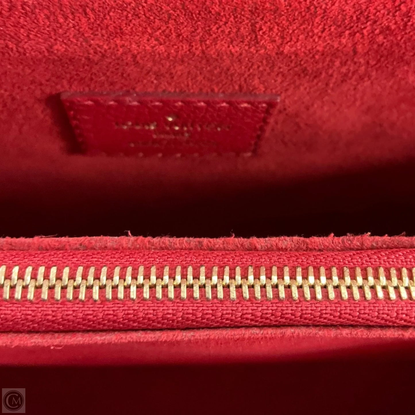 Handbag Luxury Designer By Louis Vuitton, Size: Medium