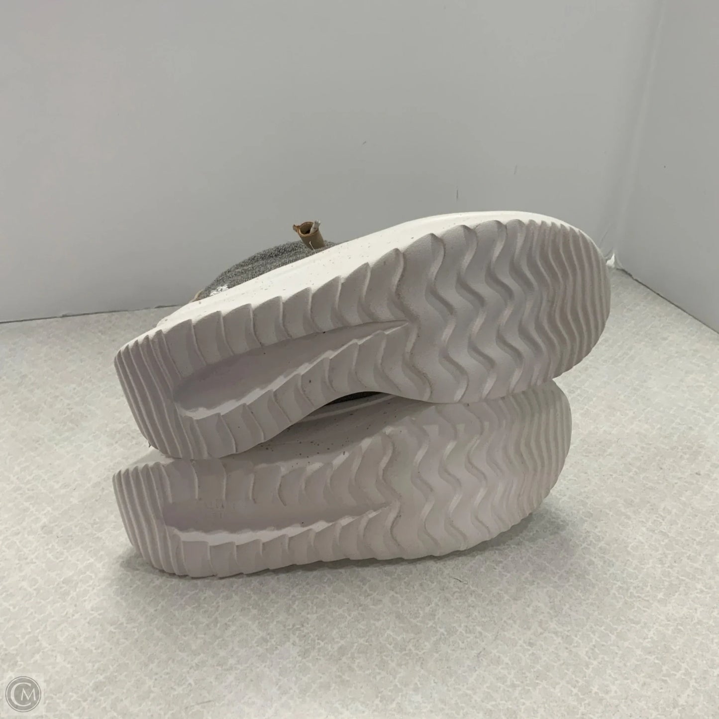 Shoes Flats By Hey Dude In Grey, Size: 6