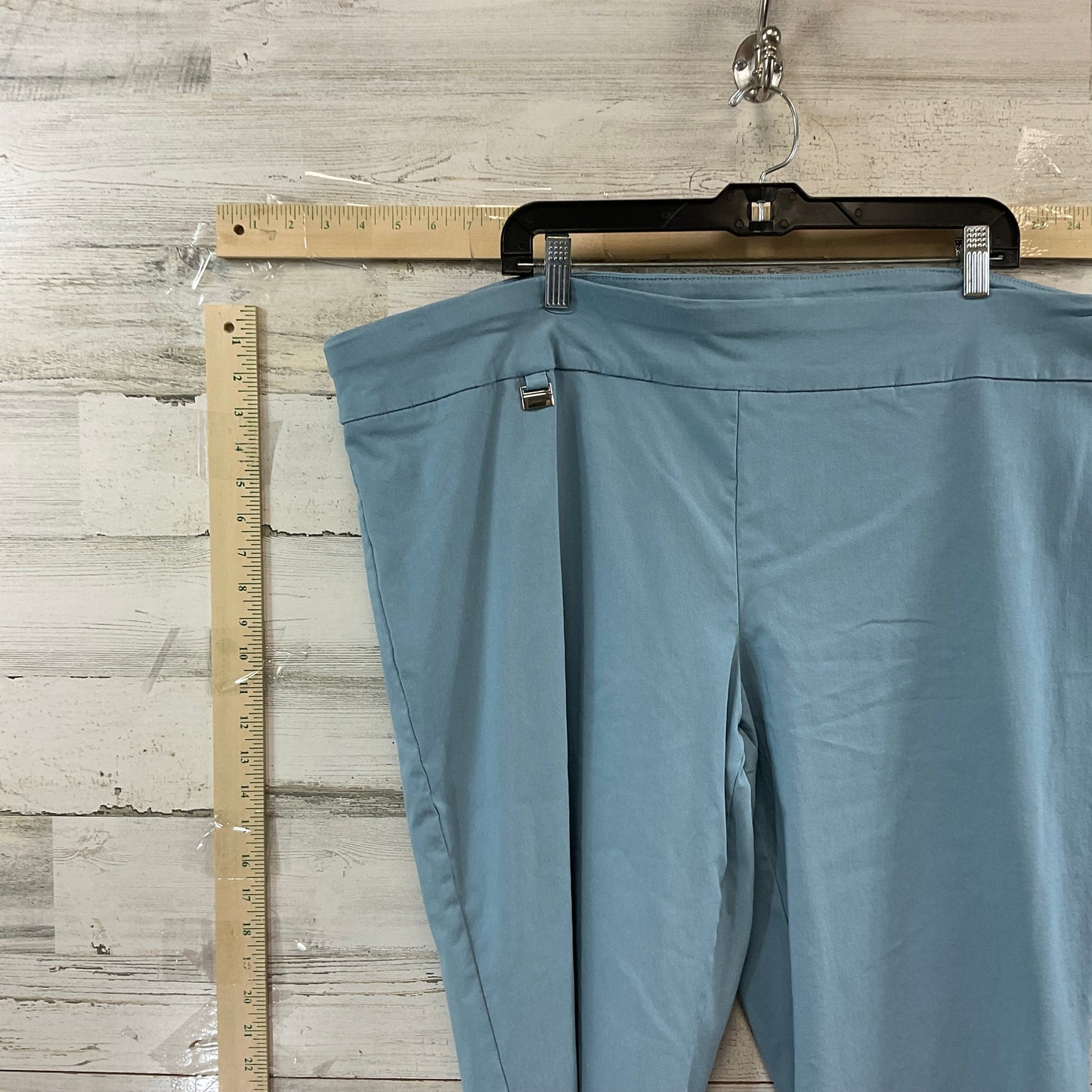 Capris By Alfani Size: 26