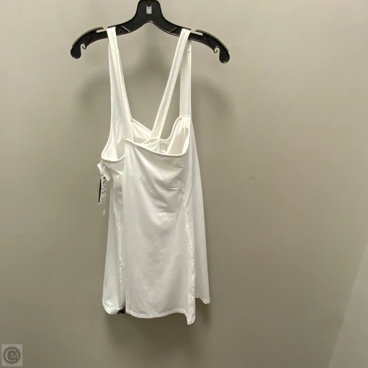 Athletic Dress By Ideology In White, Size: Xxl