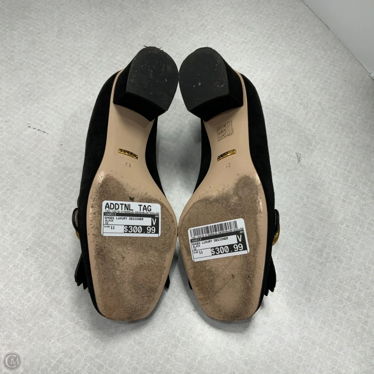 Shoes Luxury Designer By Gucci In Black, Size: 11