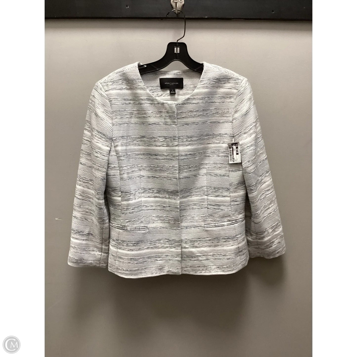 Blazer By Ann Taylor In Grey, Size: L