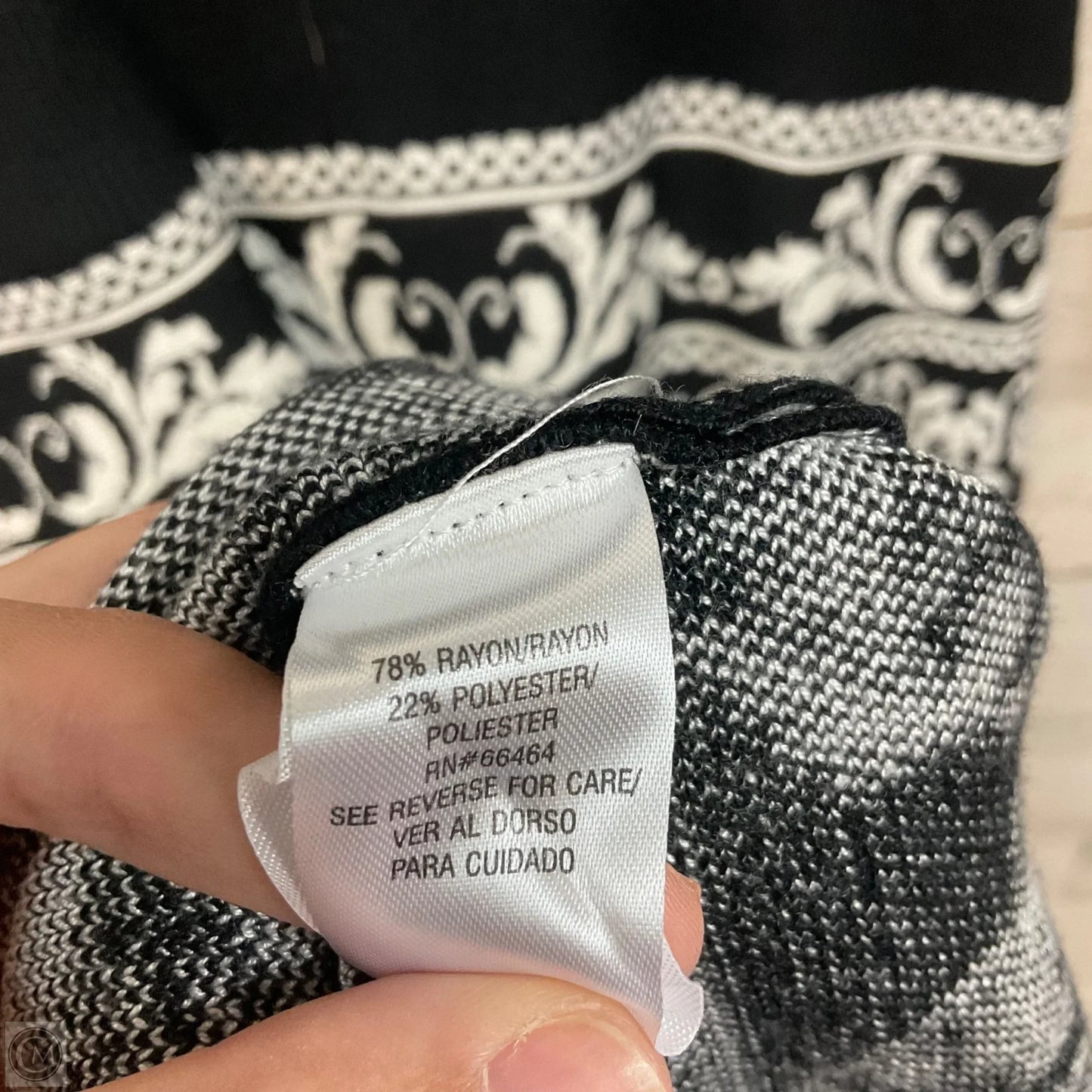 Dress Sweater By Studio 1 In Black & White, Size: 1x