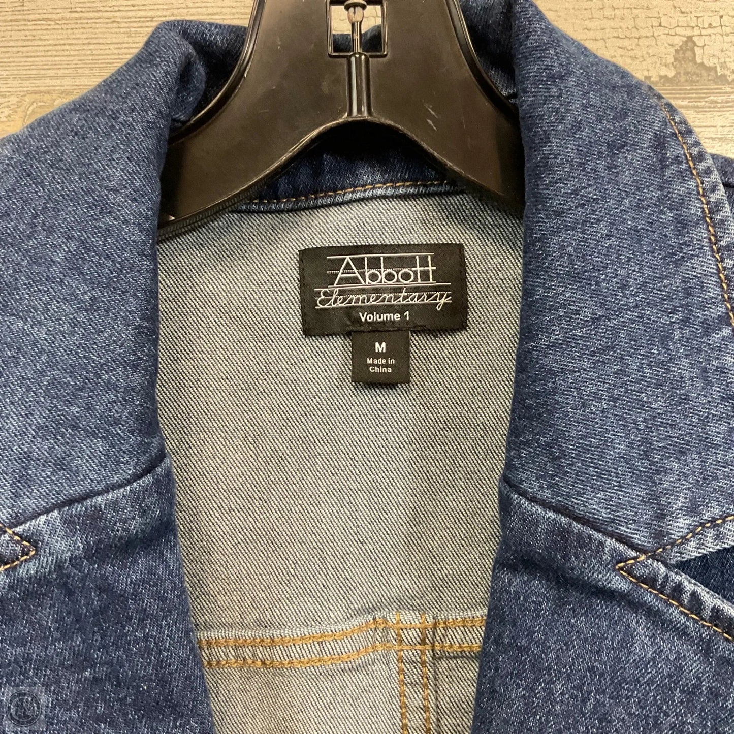 Blazer By Abbott Elementary In Blue Denim, Size: M