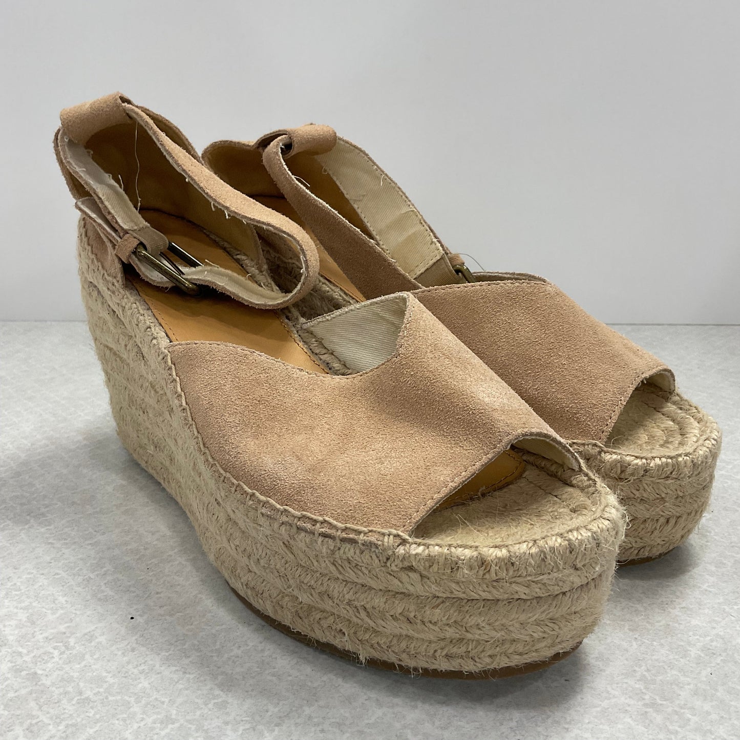 Sandals Heels Wedge By soludos Size: 9