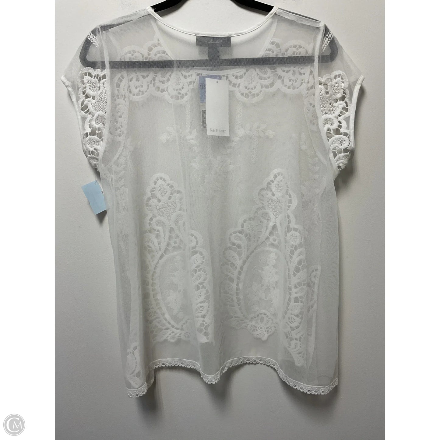 Top Short Sleeve By Karen Kane In White, Size: S