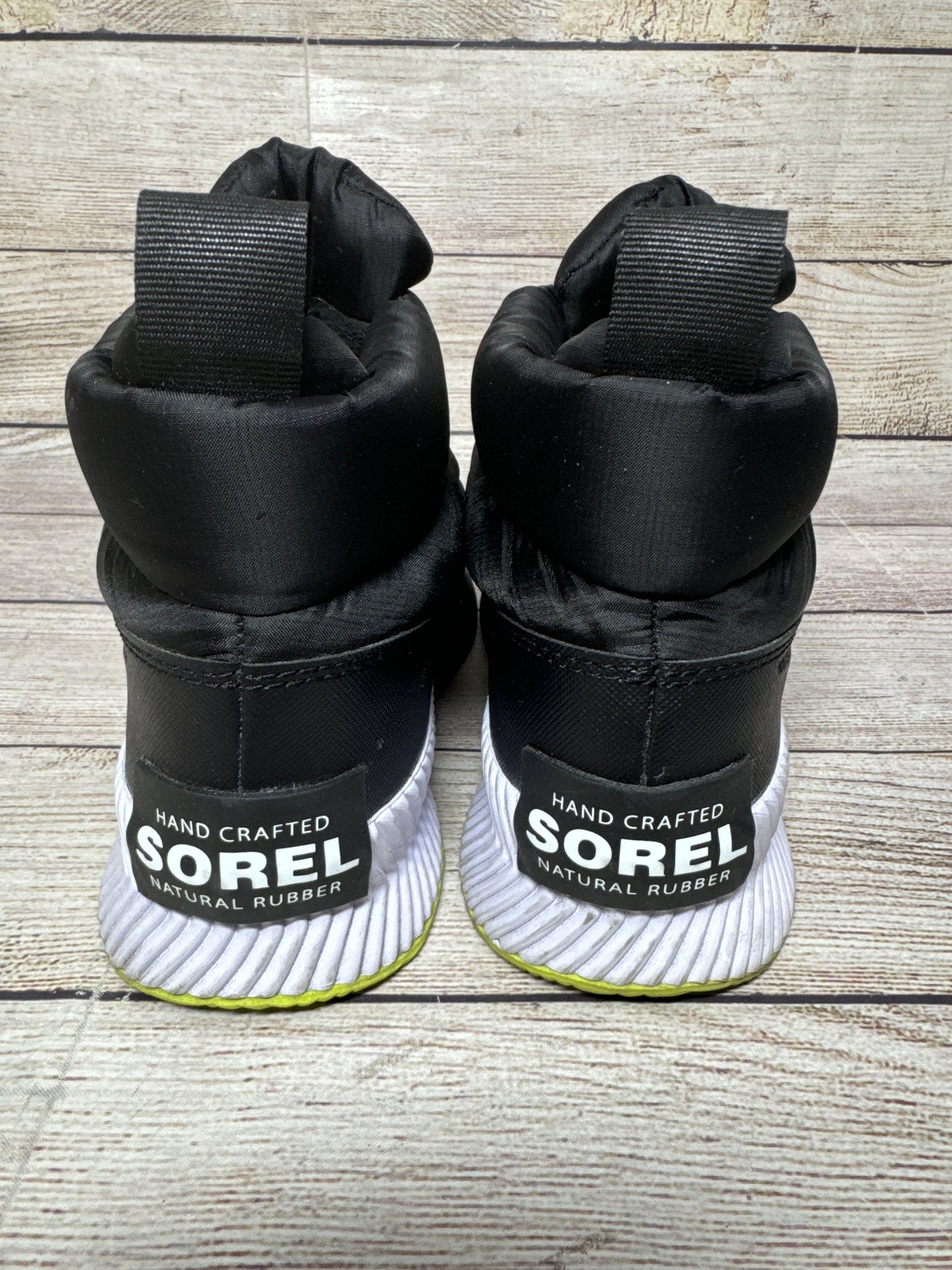 Boots Ankle Flats By Sorel Size: 6