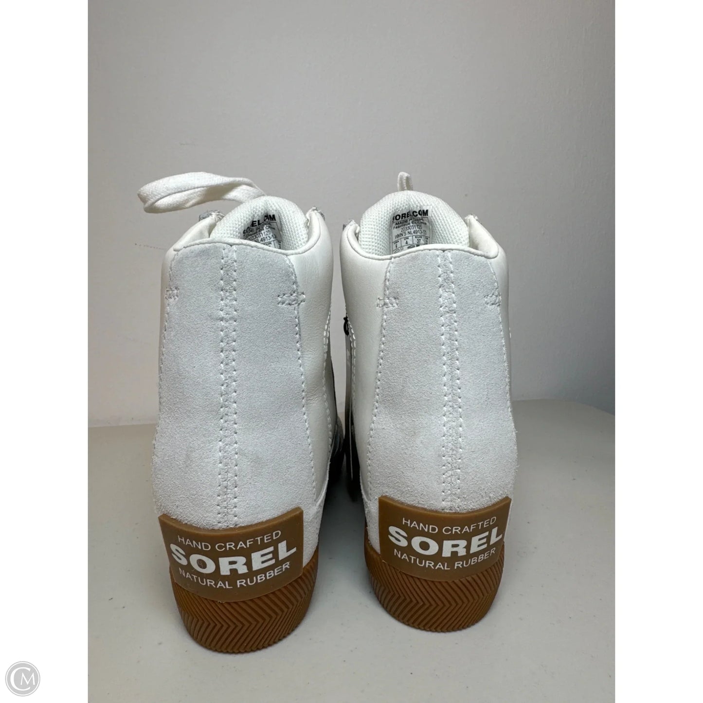 Shoes Sneakers By Sorel In White, Size: 6
