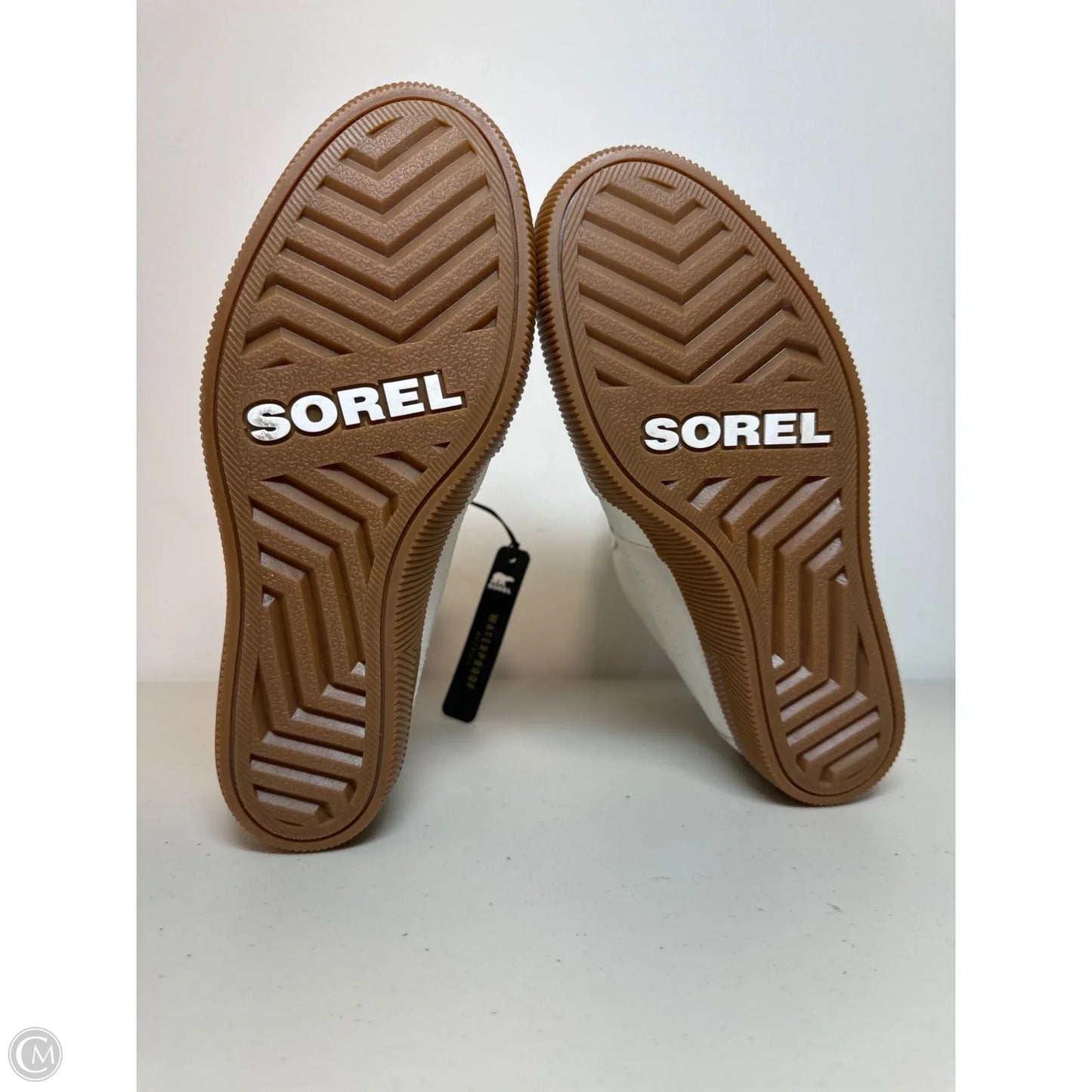 Shoes Sneakers By Sorel In White, Size: 6