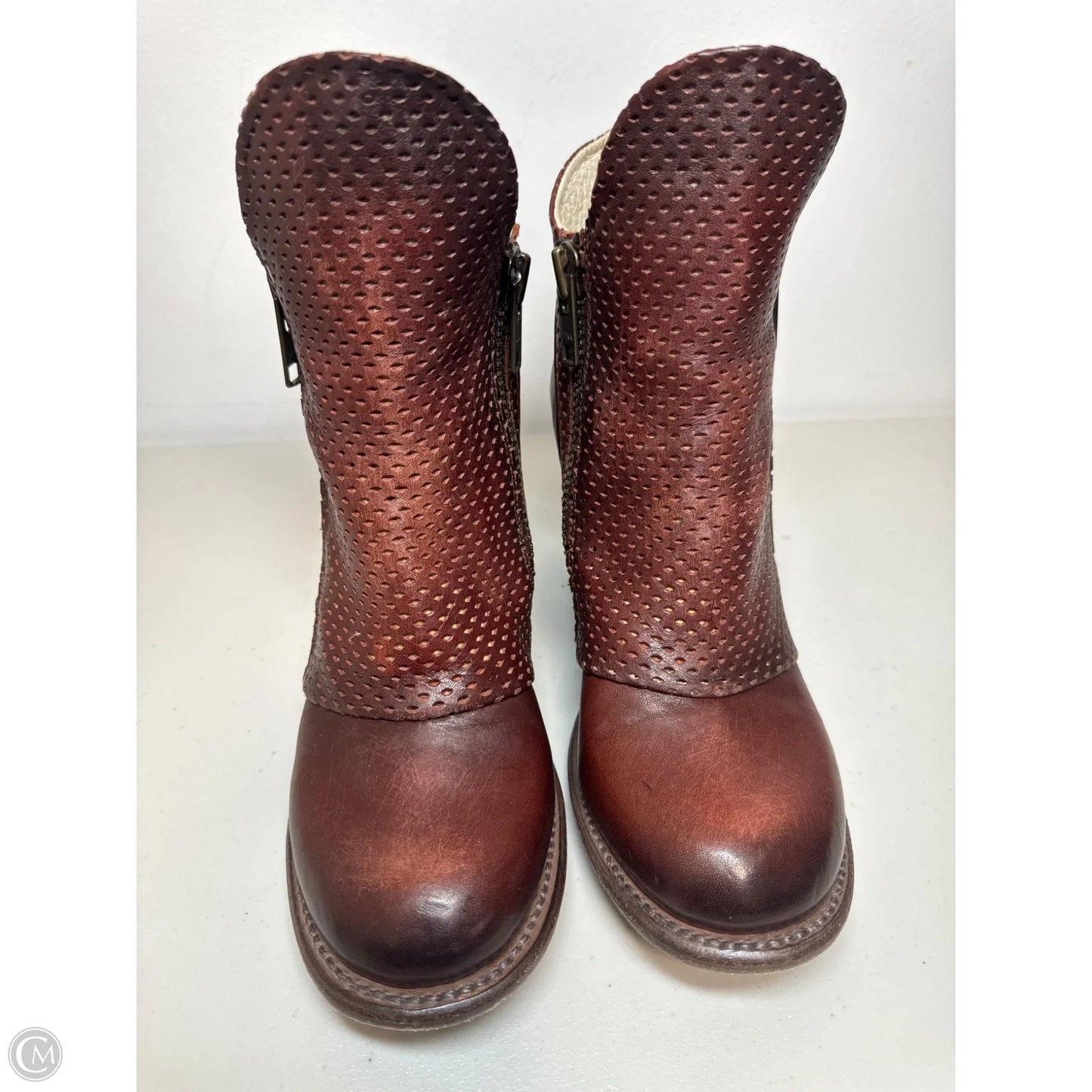 Boots Ankle Flats By Freebird In Brown, Size: 10