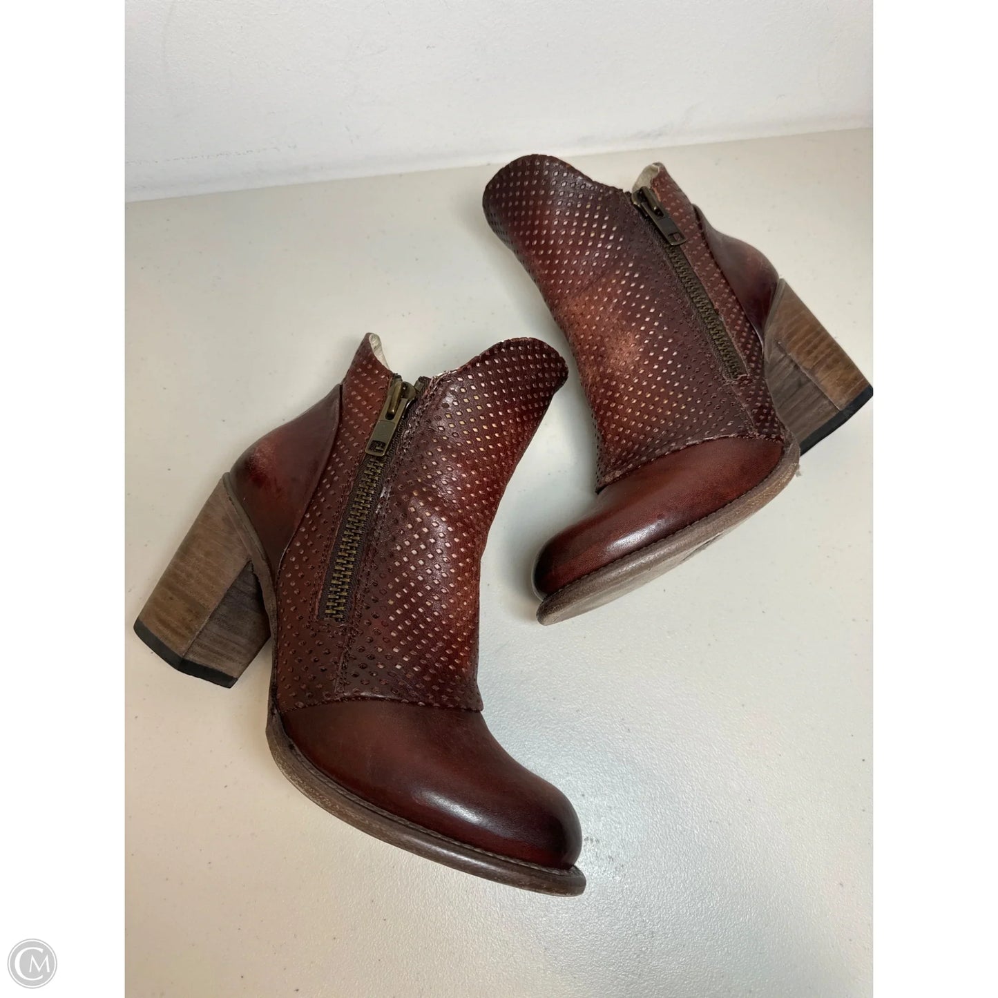 Boots Ankle Flats By Freebird In Brown, Size: 10