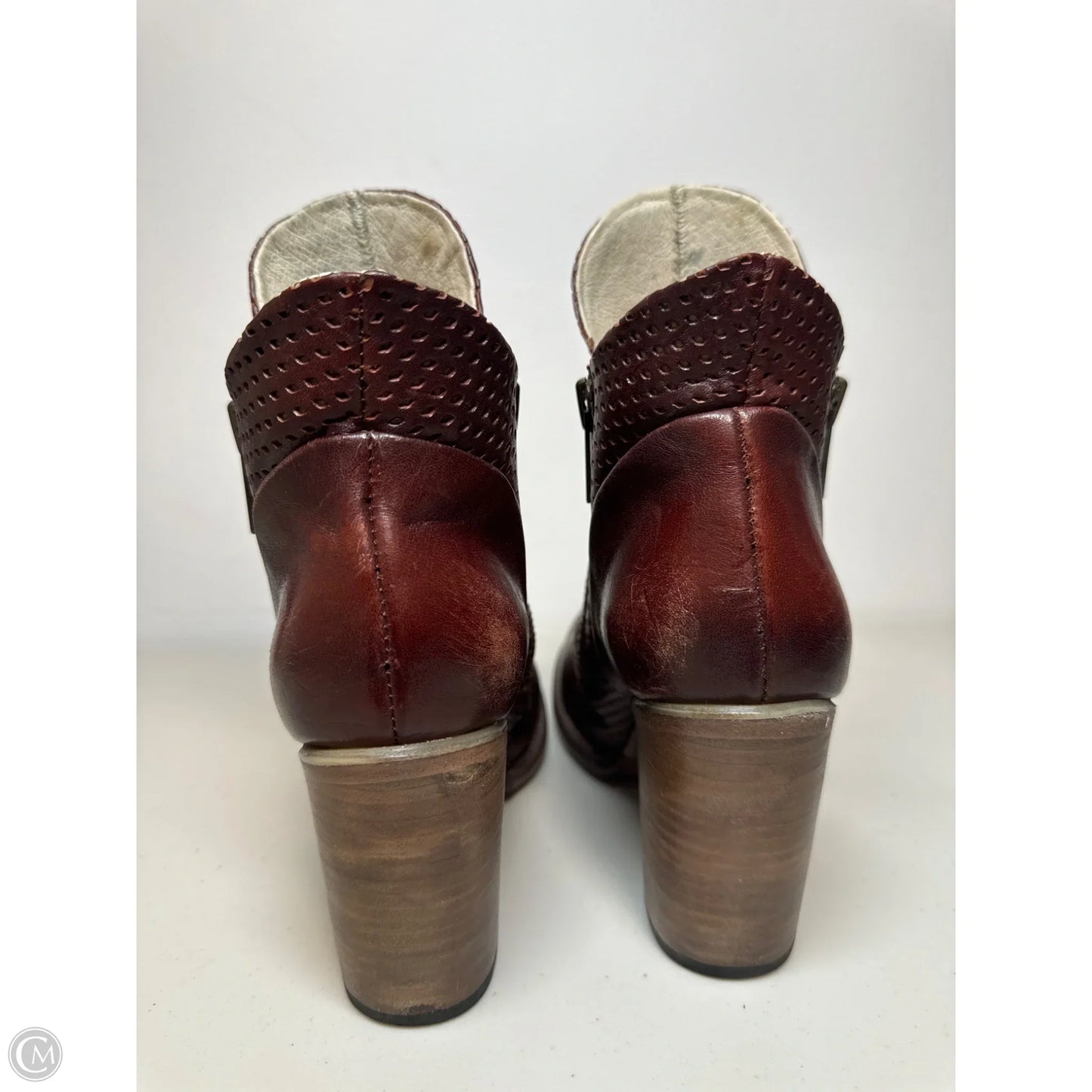 Boots Ankle Flats By Freebird In Brown, Size: 10