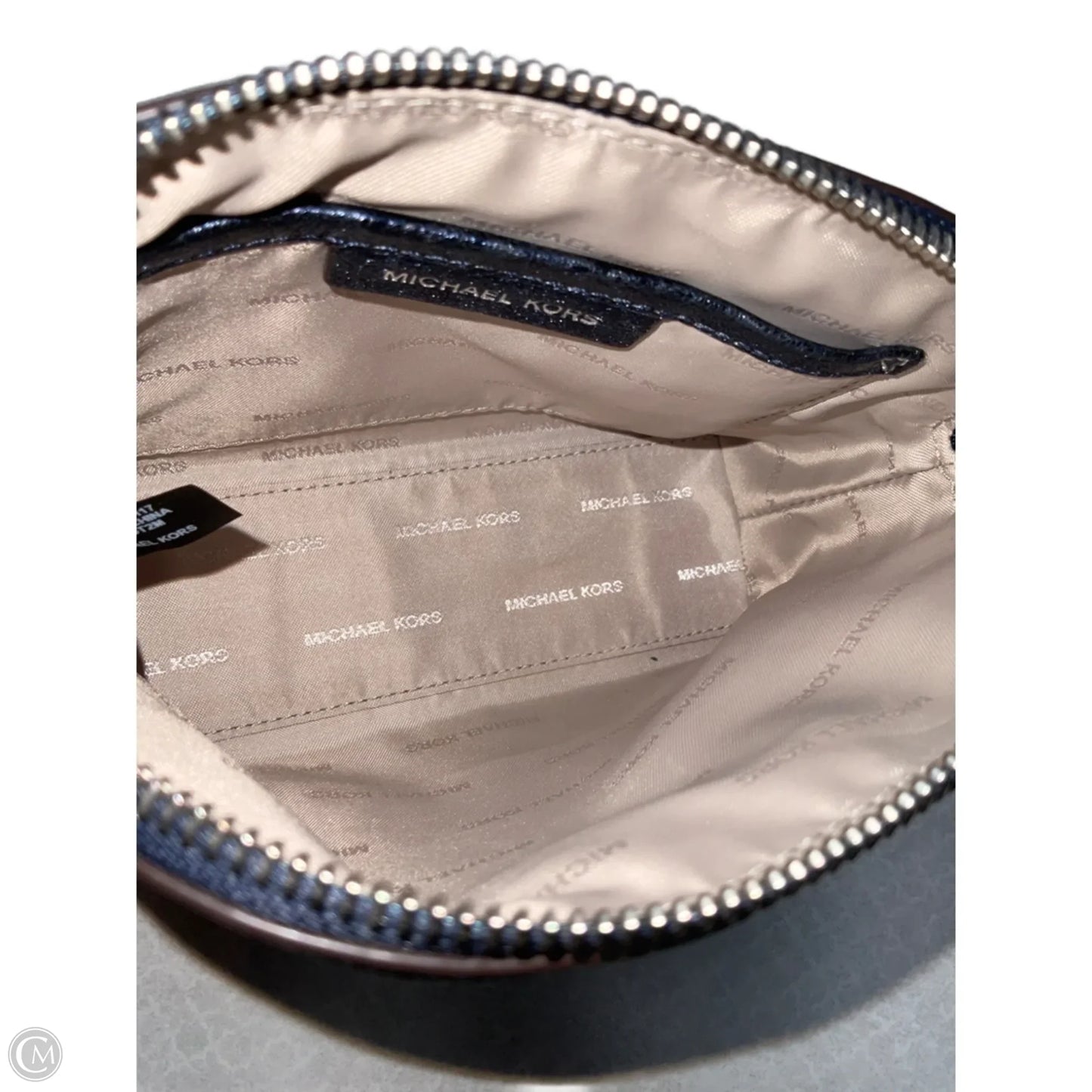 Makeup Bag Designer By Michael Kors, Size: Medium