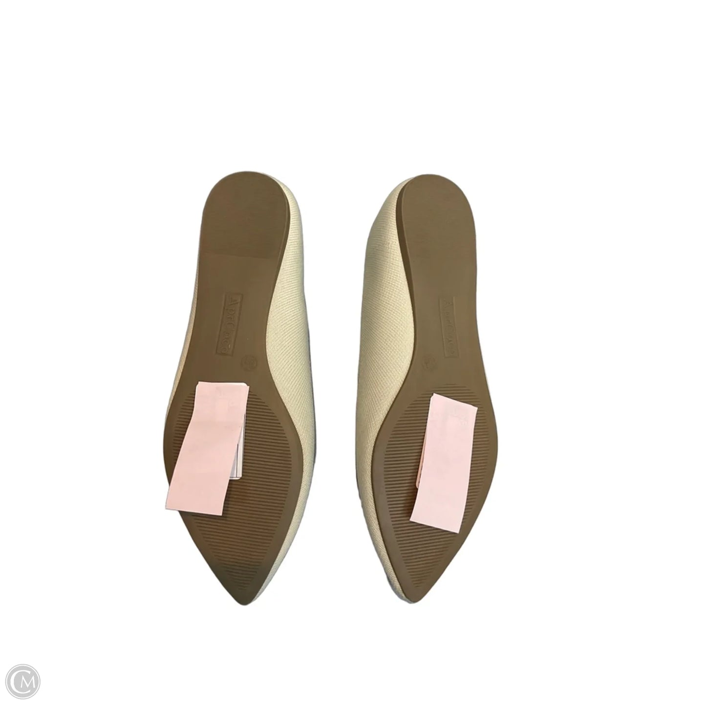 Shoes Flats By Clothes Mentor In Cream, Size: 8.5