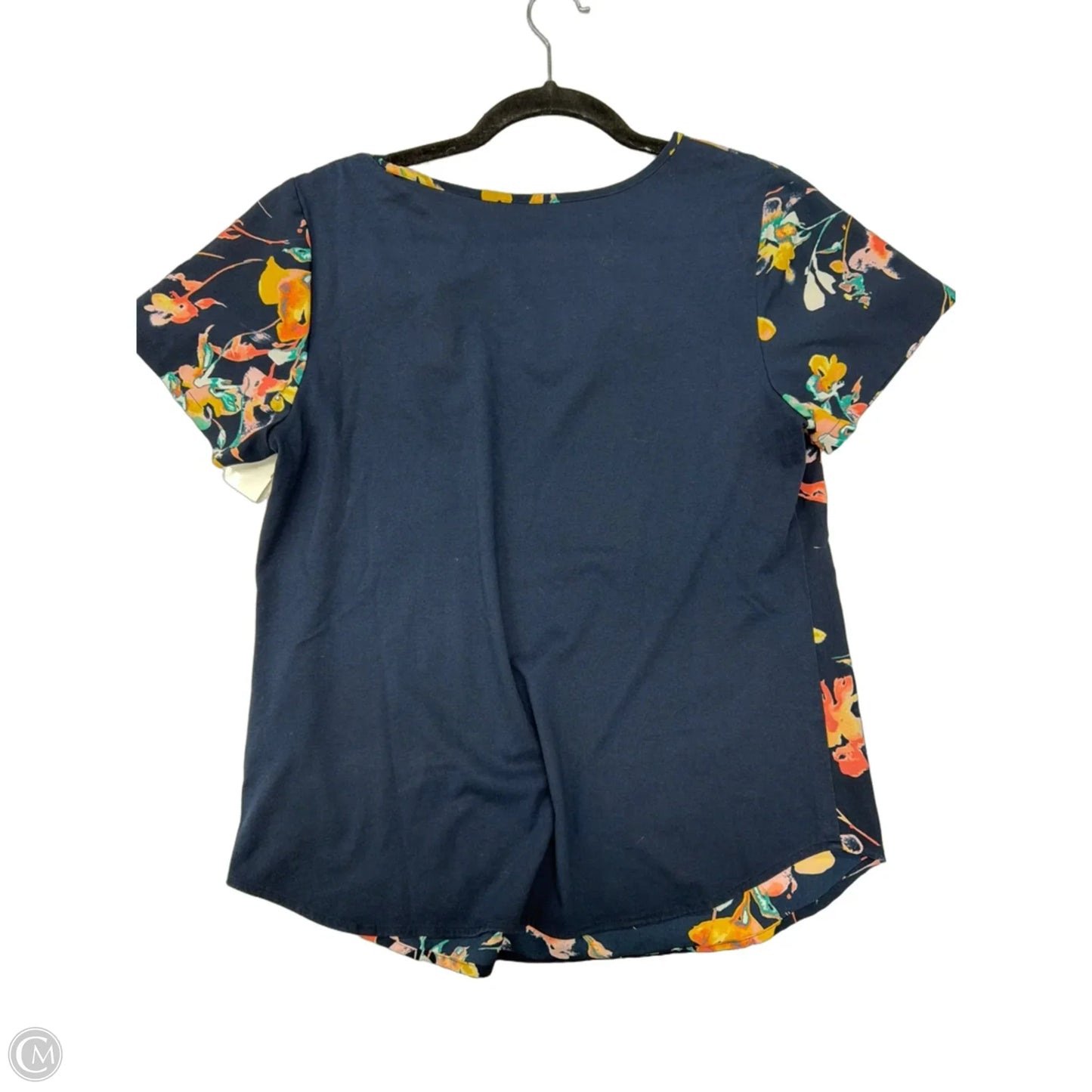 Top Short Sleeve By Van Heusen In Floral Print, Size: M