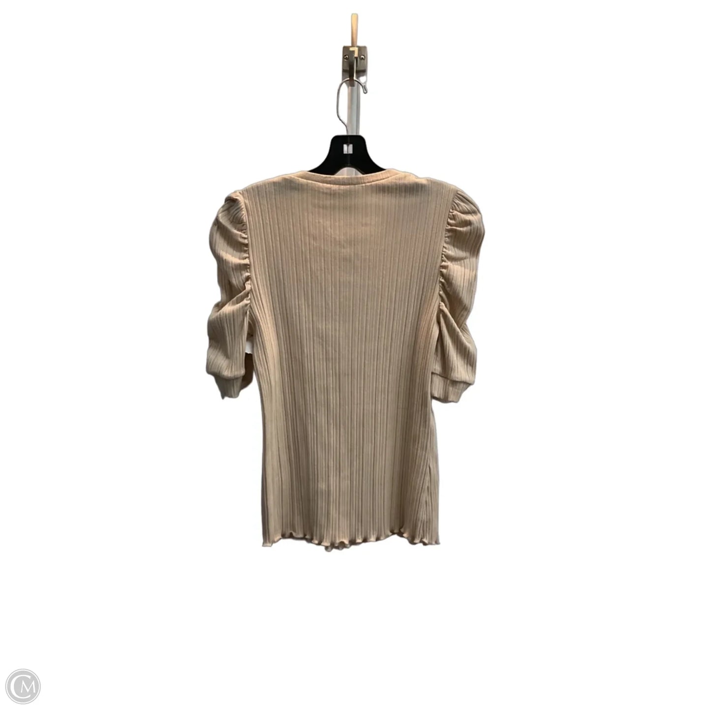 Top Short Sleeve By Chenault In Tan, Size: S